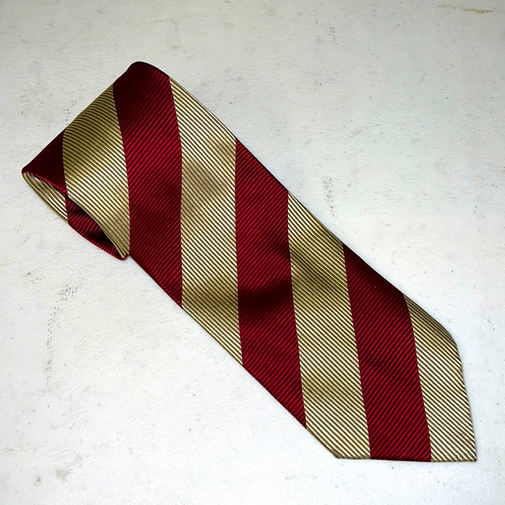 GIORGIO ARMANI SILK NECKTIE